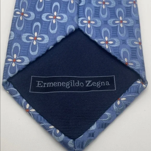 Ermenegildo Zegna Light Blue Floral Men's Silk Tie - Picture 2 of 4